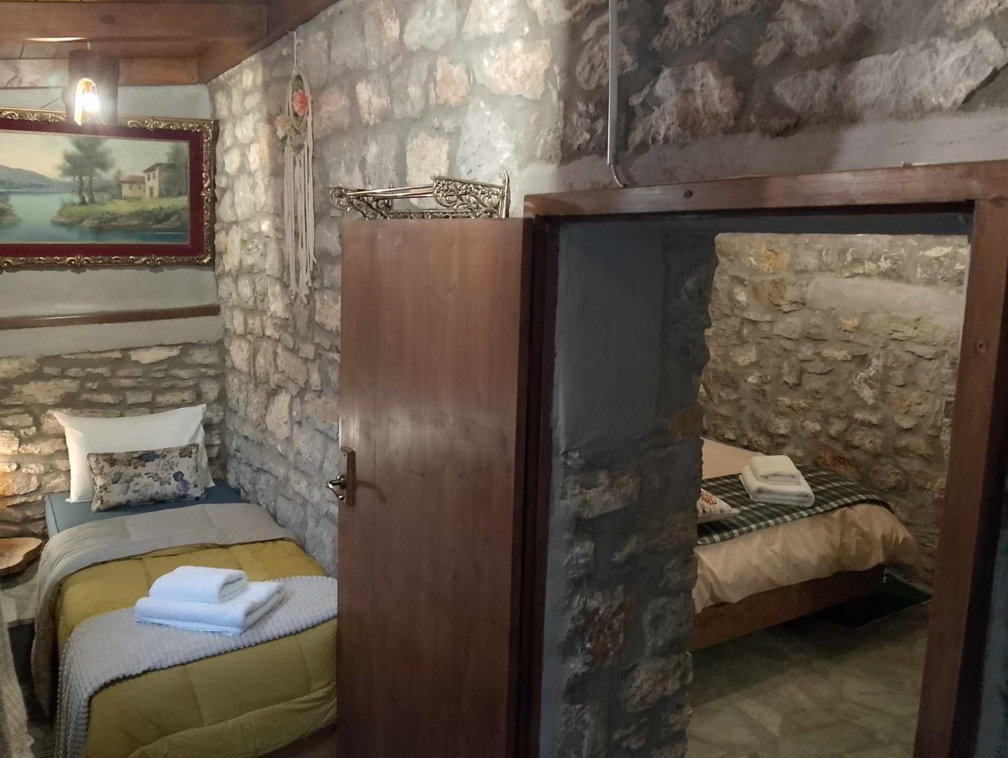 Apartamento Αυθεντικό Πετρινο Στην Ναύπακτο Nafpaktos Exterior foto